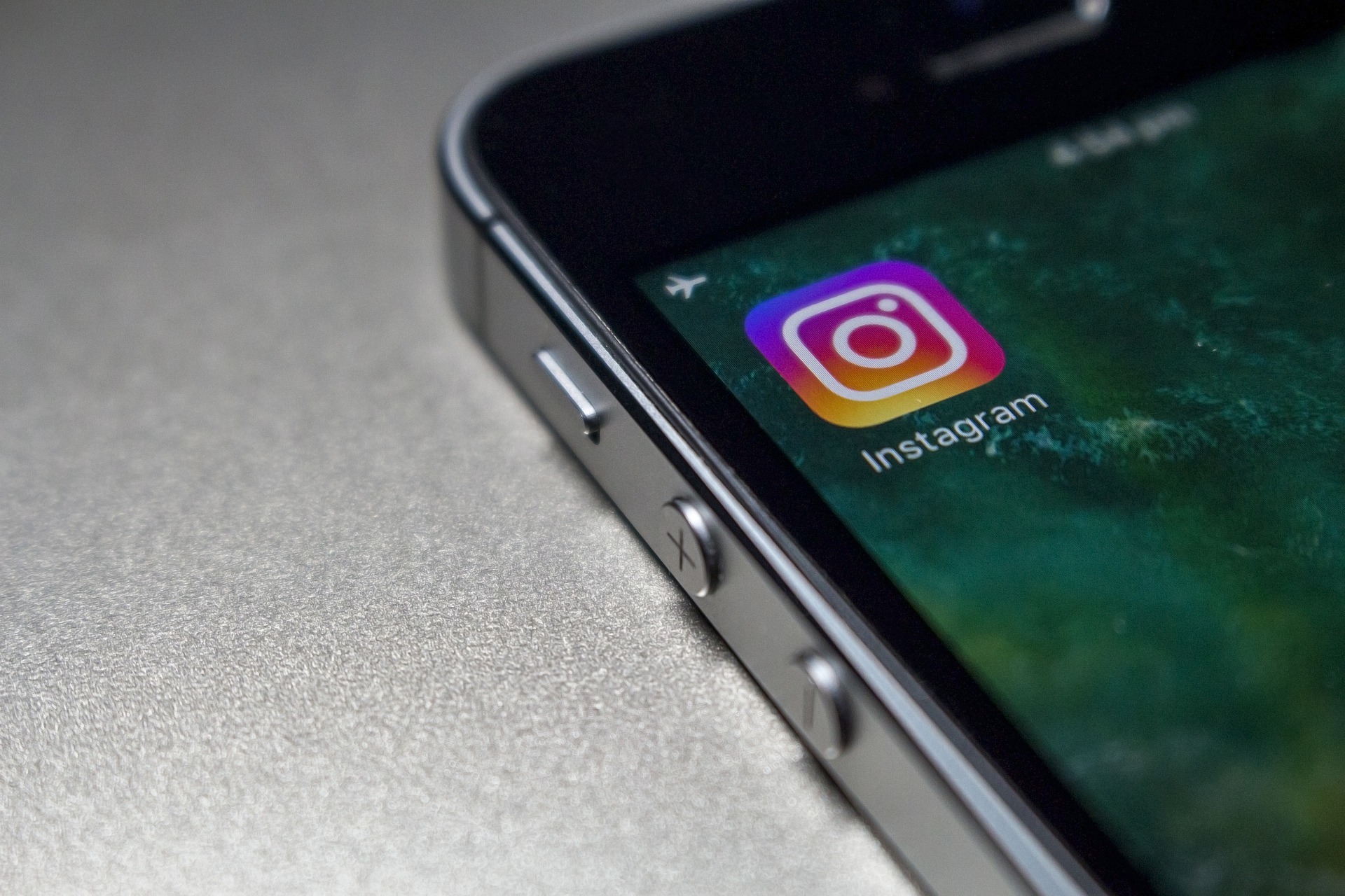 ¡ATENCIÓN! Publicar una foto en Instagram como medida disuasoria para el cobro de una deuda te puede salir caro￼